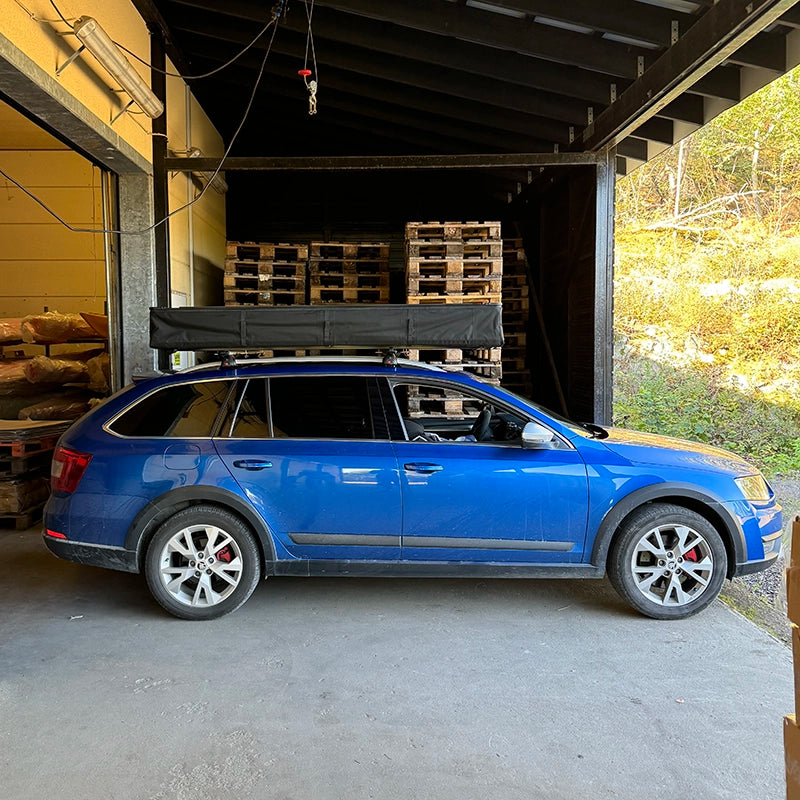 Roof tent on Škoda Octavia