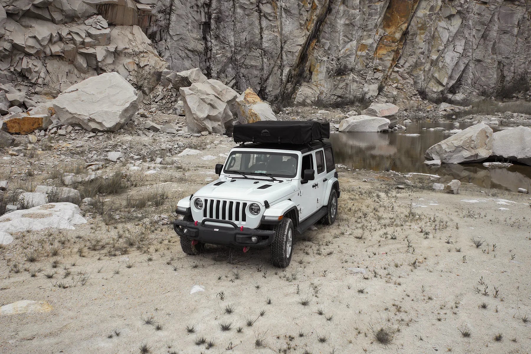 Mjukskalstält monterat på bil